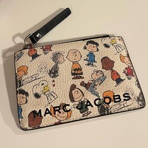 Marc Jacob’s x Peanuts Top Zip Multi Wallet